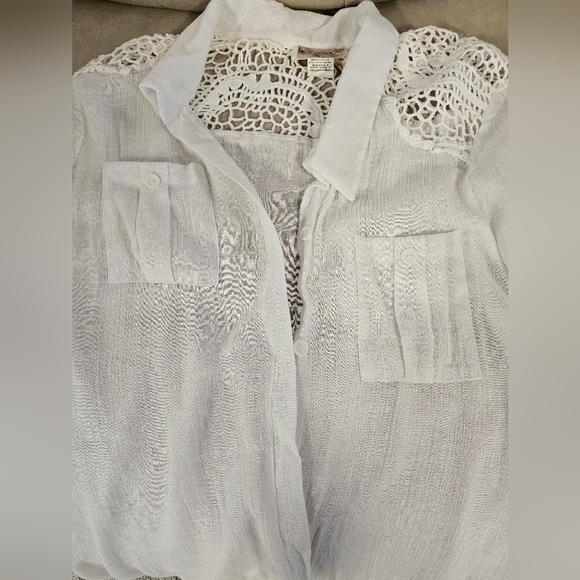 Linen Blouse L Women's Lavish Half sleeve no stains or rips - Picture 8 of 8